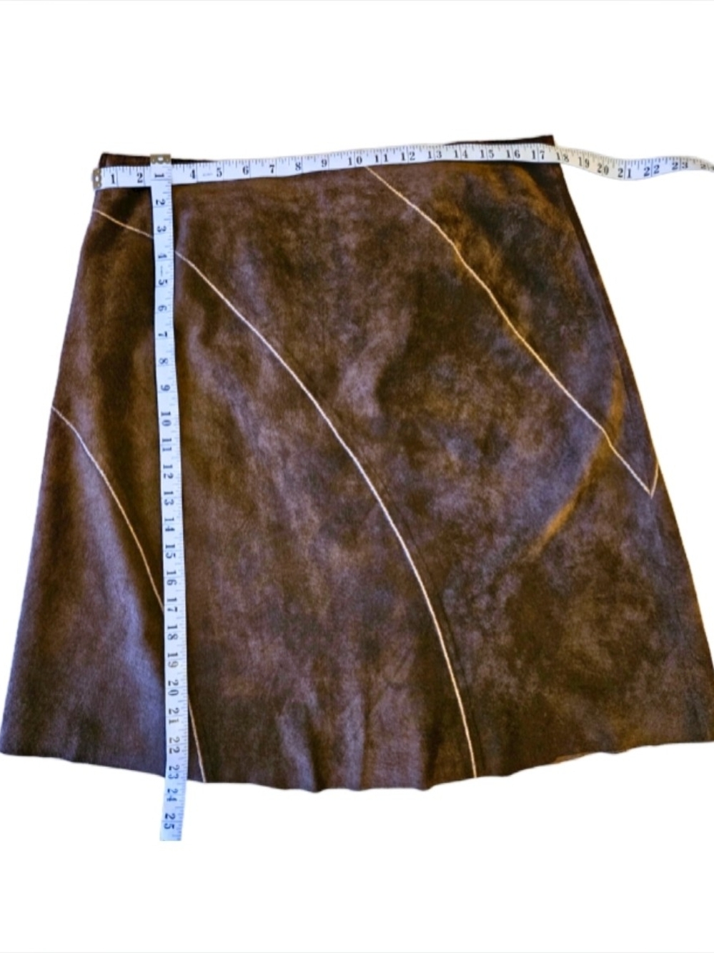 🍂Danier Dark Brown Suede Curved-Seam A-Line Skirt | Made In 🍁 - Picture 4 of 7